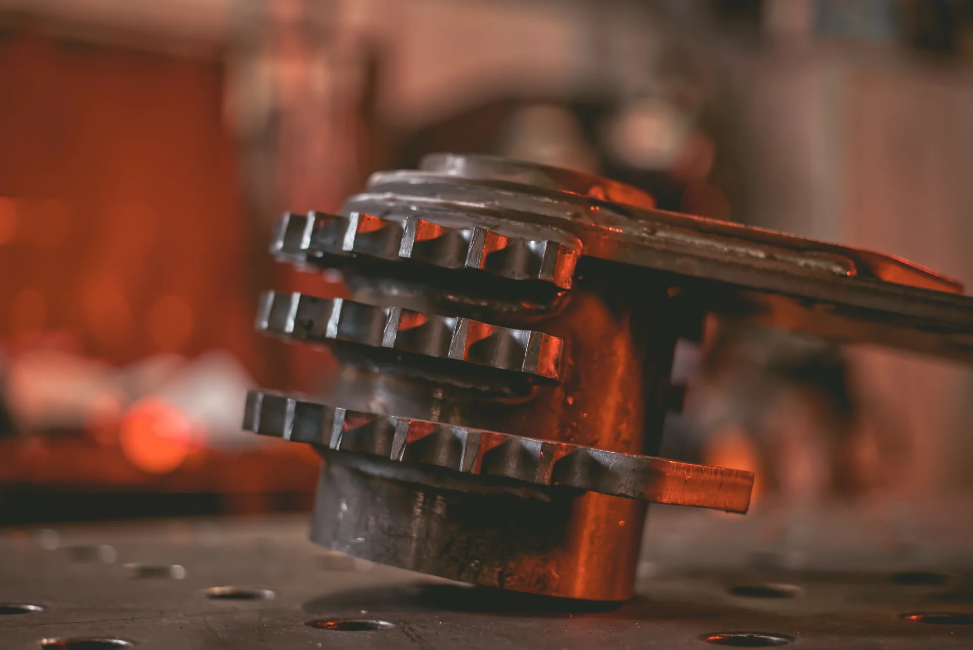 attacco-rotazione-per-cestello-ponteggi-particolare-6