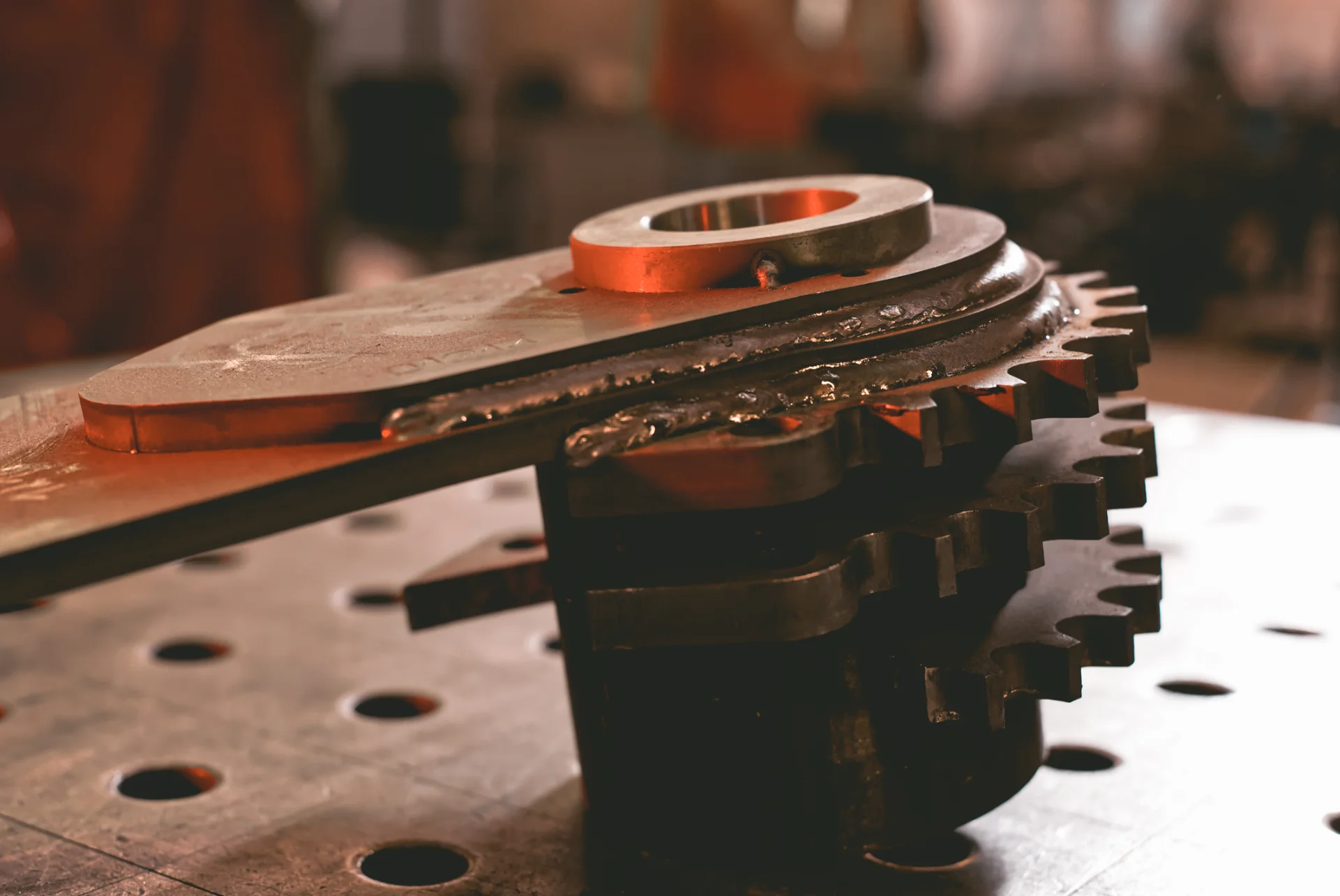 attacco-rotazione-per-cestello-ponteggi-particolare-8